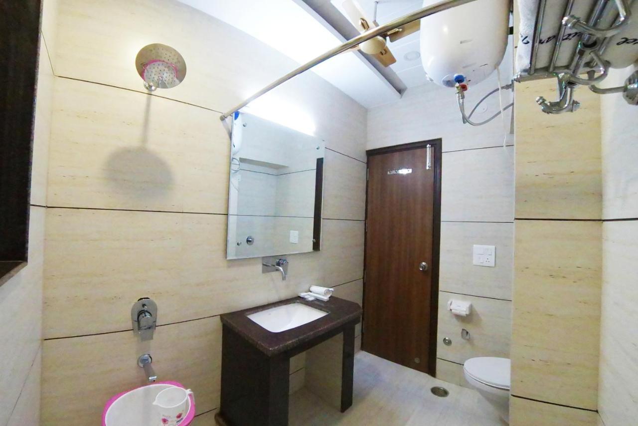 Hotel Amritsar International 2 Min Walk From Amritsar Bus Stand 外观 照片