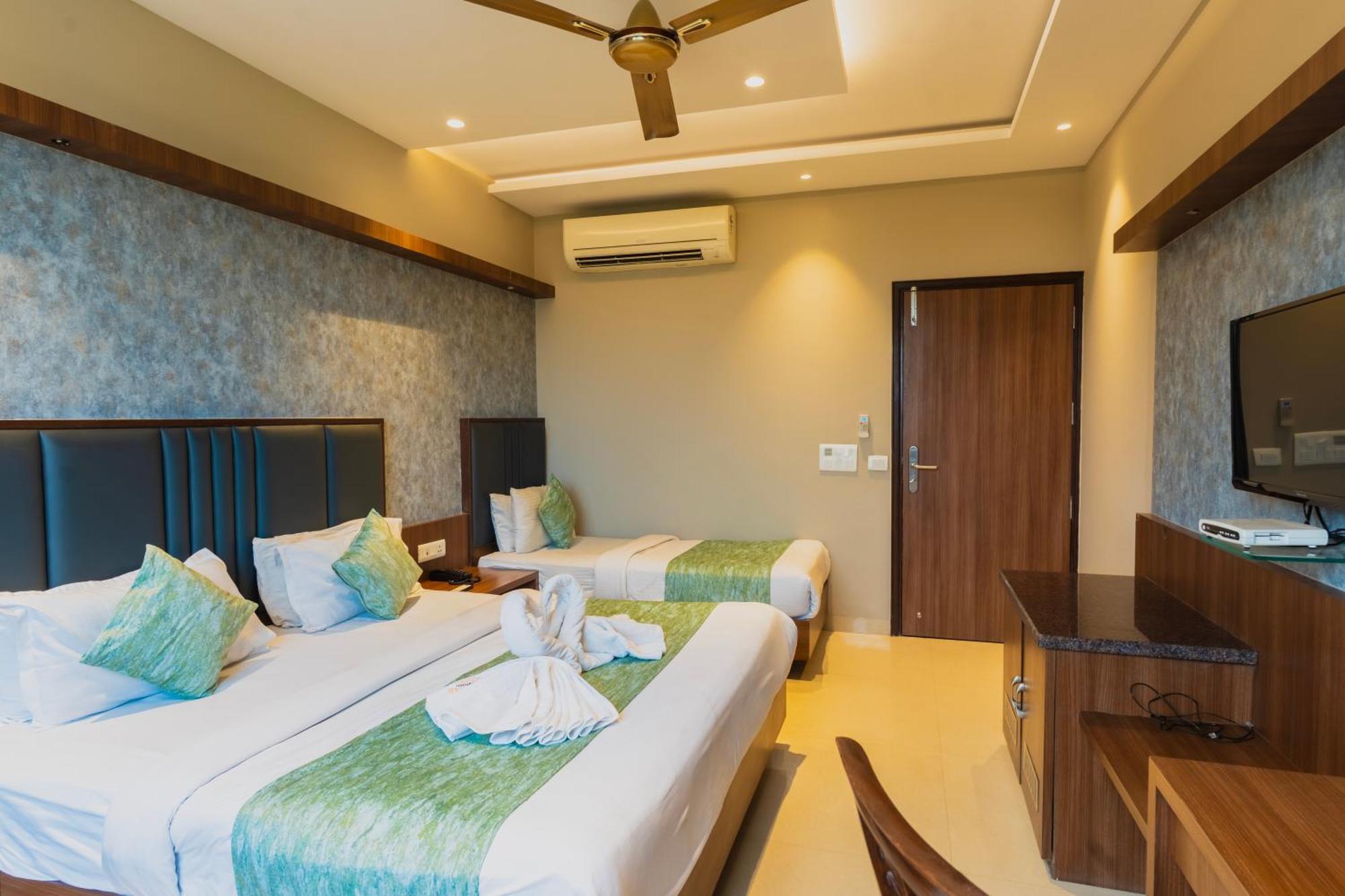 Hotel Amritsar International 2 Min Walk From Amritsar Bus Stand 外观 照片