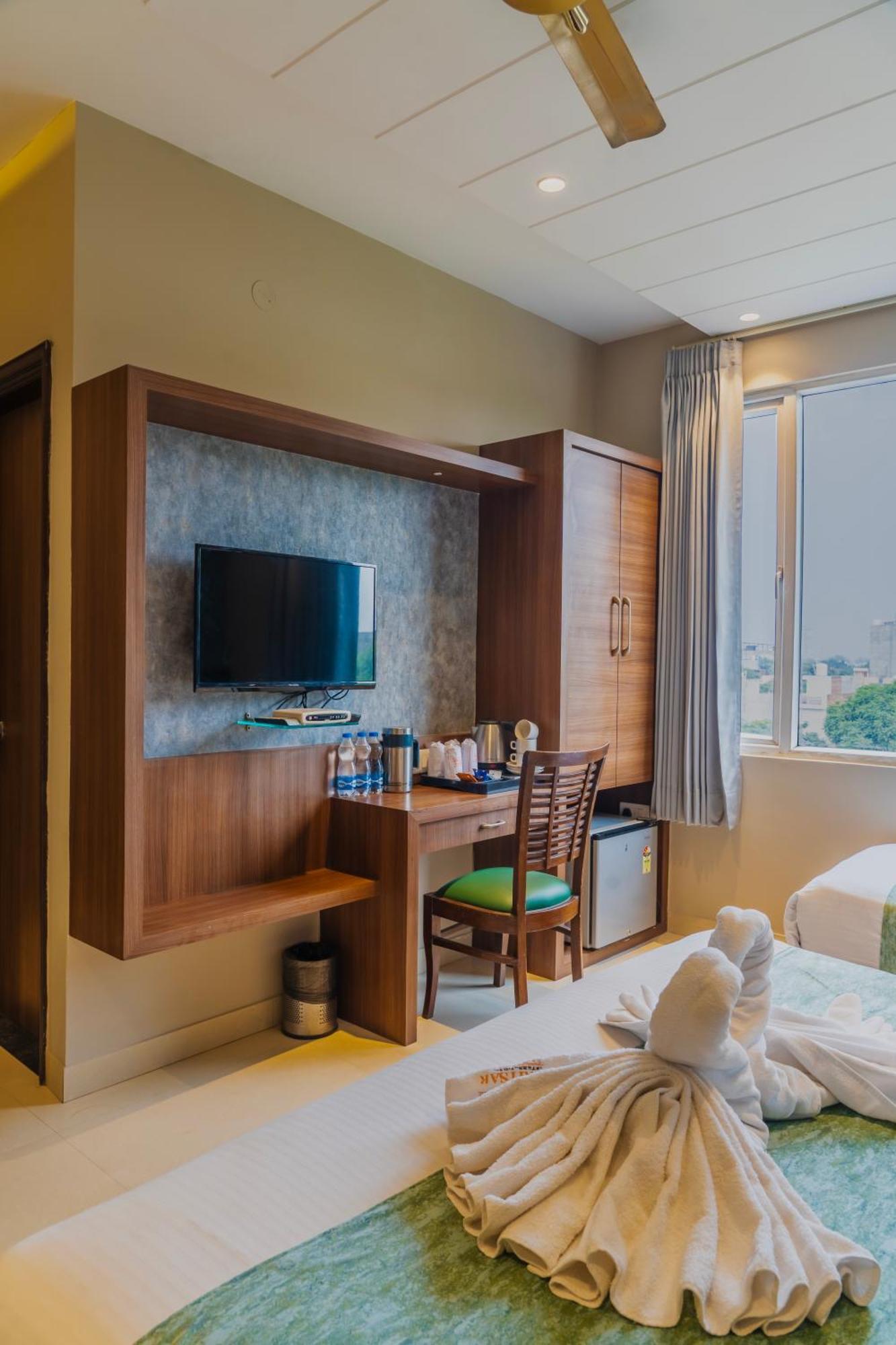Hotel Amritsar International 2 Min Walk From Amritsar Bus Stand 外观 照片