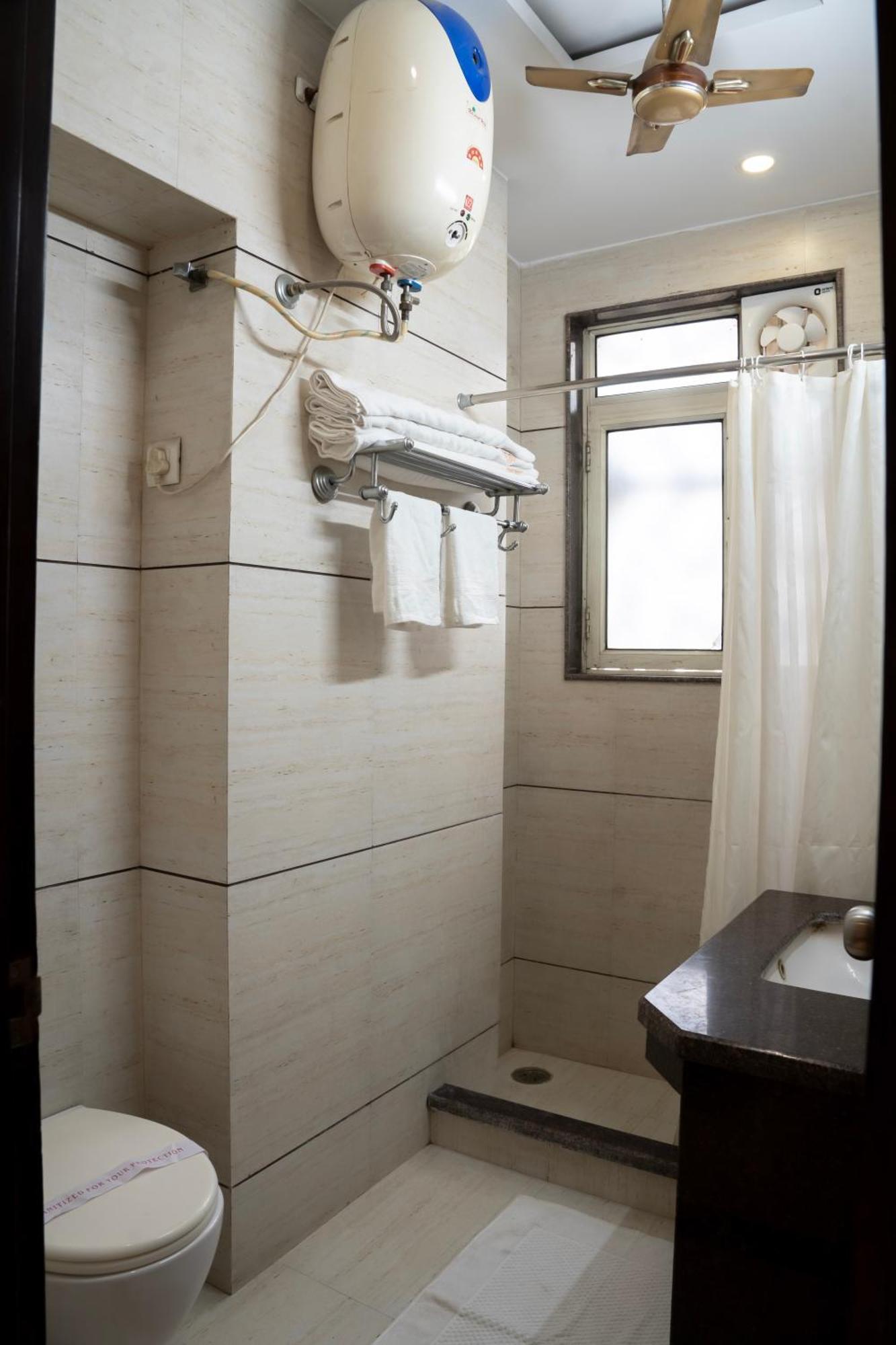 Hotel Amritsar International 2 Min Walk From Amritsar Bus Stand 外观 照片